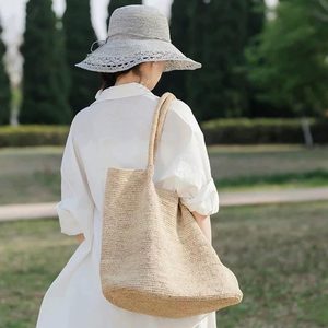 Bolso de Hombro de <span class=keywords><strong>Rafia</strong></span> Tejida a Mano de Alta Gama 2026; Bolso Tote de Gran Capacidad para Vacaciones en la Playa para Mujer - Product Image 5