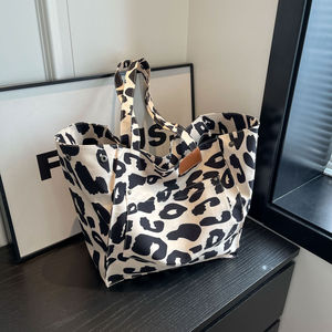 Nuevo bolso de hombro informal de nailon con estampado de leopardo, multifuncional, de gran capacidad y alta calidad - Product Image 3