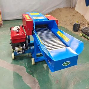 Machine à hacher les fourrages auto-amorçante avec système de collecte des poussières par cyclone pour l'alimentation des animaux de ferme - Product Image 3