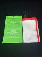 Vente flash, prix bas, couverture anti-feu en fibre de verre certifiée Ansu EN1869:1997, 4 pieds x 4 pieds, pour la protection contre les étincelles de soudage et la lutte contre les incendies