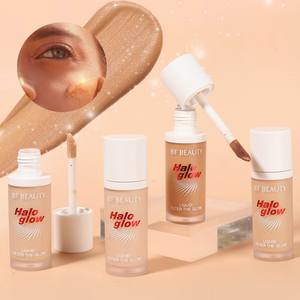 Base de Maquillaje con Color Soft Radiance, Iluminadora y Personalizable, Líquido Multiusos con Brillo - Product Image 1