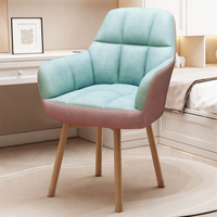 Chaise de salle à manger moderne et durable en velours avec dossier, idéale pour la maison, le bureau, l'hôtel, le restaurant et comme chaise de coiffeuse