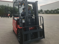 Nouveau chariot élévateur électrique CPD30 chariot élévateur à fourche de 3 tonnes rotateur à 360 degrés et pince à rouleau de papier