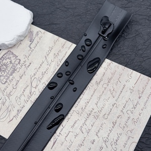 Cremallera <span class=keywords><strong>de</strong></span> nailon impermeable personalizada <span class=keywords><strong>de</strong></span> extremo abierto # 3/ # 5/ # 8 TPU/PVC Recubiertos <span class=keywords><strong>de</strong></span> la Marca LYH para Ropa <span class=keywords><strong>de</strong></span> Esquí, Buceo y Clima Frío - Product Image 2
