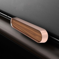 Diffuseur de parfum pour voiture à suspendre avec élimination des odeurs, décoration créative pour l'intérieur de la climatisation féminine
