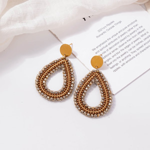 موضة جديدة عتيقة بيضاوية عالية الجودة مطرزة يدويًا بالخرز للنساء - Product Image 4