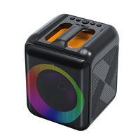 Enceinte de fête avec éclairage RVB clignotant, subwoofer puissant, machine de karaoké avec microphones, cadeaux pour la famille et les enfants