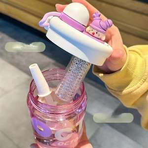 Botella de agua para niños de 560 ml con pajita, libre de BPA, botella para beber para niños, taza escolar portátil de plástico saludable, transparente - Product Image 5