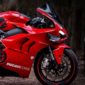 Moto tout-terrain <span class=keywords><strong>Ducati</strong></span> équipée d'un moteur <span class=keywords><strong>V4</strong></span> à 90 degrés Desmosedici <span class=keywords><strong>Stradale</strong></span>, même origine que la moto de course MotoGP - Product Image 4