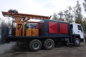 מקדחת בארות מים ניידת על משאית דיזל מדגם YOTOL, בעלת הספק של 85 קילוואט (380 כוחות סוס), מדגם HOWO 6x4, עם פטיש פנאומטי, עומק קידוח מקסימלי של 600 מטר, עם מנוע. - Product Image 5