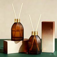 Bouteille diffuseur vide en verre de style nordique, flacon hexagonal de luxe ambré avec couvercle pour l'emballage d'huiles essentielles