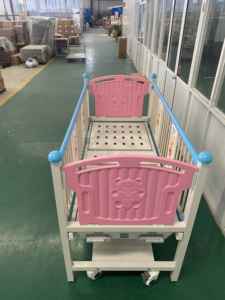 MT MEDICAL Ofrece <span class=keywords><strong>Cunas</strong></span> de Alta Calidad con Barandas en Varios Estilos a Precios Competitivos, Todas con Certificación CE - Product Image 4