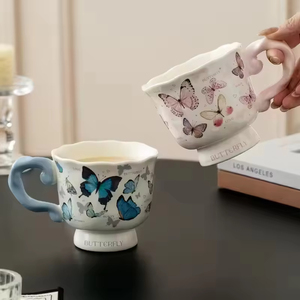 High Aesthetic Cartoon Ceramic 400ml High Footed Coffee Mug Customized Color Logo Couple Party Gift for Home Use Dishwasher - Product Image 3
