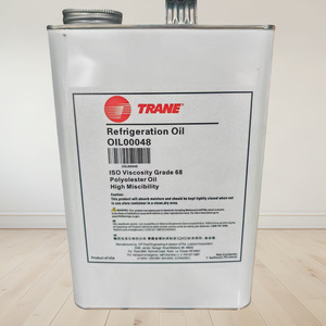 Huile de réfrigération Trane OIL00048 ISO 68 Polyoléster Haute Miscibilité Lubrifiant pour Climatisation Centrale - Product Image 3