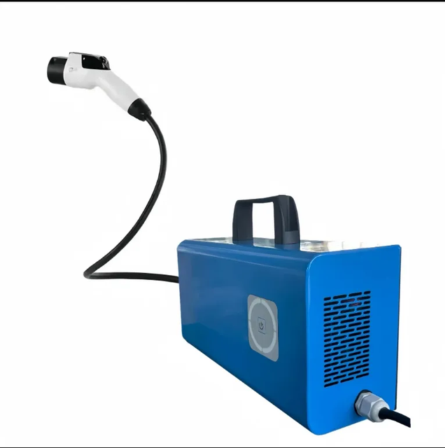 7KW Portable DC Fast Charger EV CCS2 RFID Function New Condition for Family Use with 400V Input Voltage