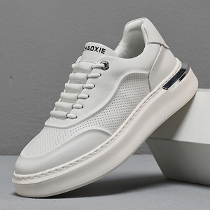 Chaussures décontractées en PU pour hommes, tendance estivale, respirantes, à semelle épaisse, légères, avec soutien de la voûte plantaire, imperméables, antidérapantes, à lacets, rehaussantes - Product Image 6