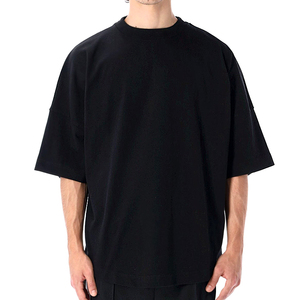 T-shirt décontracté premium de créateur à épaules tombantes, noir uni, coupe carrée, en coton, oversize, vierge, pour l'été, pour fabricants - Product Image 1