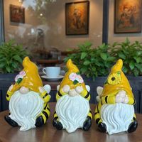Ensemble de 3 Gnomes Sages en Résine Style Européen à Rayures Jaunes et Noires Thème Abeille pour Décoration Florale Intérieure et Présentation sur Bureau