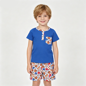 ชุด 2 ชิ้นลายเบสบอลสำหรับเด็กผู้ชายวัยเตาะแตะ เสื้อแขนสั้นผ้าฝ้ายสีน้ำเงินและกางเกงขาสั้น ชุดลำลองสำหรับเด็กในฤดูร้อน - Product Image 2