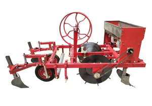 Machine de plantation de patates douces et de revêtement de film Tracteur Machine de pulvérisation et de pose de film montée à l'arrière - Product Image 3