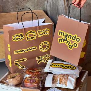 Bolsas de Papel Kraft Biodegradables y Ecológicas Personalizadas con Asas para Empacar Alimentos, Postres, Galletas y Pasteles - Product Image 4