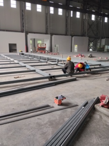 <span class=keywords><strong>Porte</strong></span> de <span class=keywords><strong>hangar</strong></span> verticale à double pliage à <span class=keywords><strong>prix</strong></span> d'usine, <span class=keywords><strong>porte</strong></span> de <span class=keywords><strong>hangar</strong></span> d'avion isolée avec système de déneigement automatique - Product Image 3