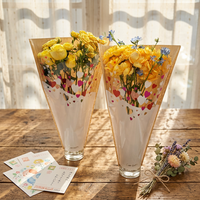 Film d'emballage pour fleurs en papier kraft transparent biodégradable et soluble dans l'eau + BOPP, support de bouquet, collier d'emballage, design en forme de cœur