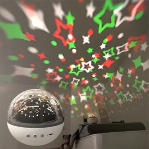 Dönebilir yıldızlı gökyüzü LED projeksiyon lambası yıldız projektör gece lambası 5 projeksiyon desenleri ile