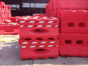 Semplice soffiaggio a foro singolo costruzione di strade dividere il controllo del traffico della folla barriere di sicurezza in plastica riempite d'acqua - Product Image 6