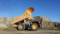 Camion à benne basculante rigide tout neuf de l'exploitation tout-terrain 95Ton 783kW SRT95C à vendre