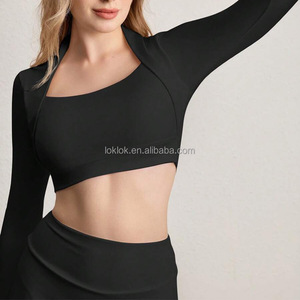 Ensemble de yoga deux pièces respirant et écologique : T-shirt à manches longues couleur chair, brassière de sport à séchage rapide et leggings push-up pour le sport et le fitness - Product Image 2