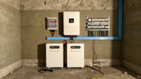 Module de stockage d'énergie LFP 51,2 V 200 Ah 314 Ah 10 kWh 16 kWh avec diagnostic automatique des pannes, pour accumulateur d'énergie solaire à grande échelle en configuration multi-parallèle