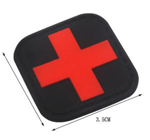 Parches de Identificación de Emergencia Cruz Roja de PVC para Kits de Supervivencia, Bolsas de Primeros Auxilios, Mochilas de Senderismo y Equipo de Exterior - Product Image 2