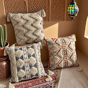 Fodera per cuscino quadrata ricamata artigianalmente vintage, stile boho etnico, con nappe, per divano, camera da letto, soggiorno 18x18 - Product Image 1