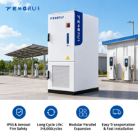 Armoire ESS tout-en-un refroidie par liquide de haute qualité LFP 314Ah 125kW 261kWh 832V IP55 C5 pour projets commerciaux et industriels