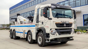 Camion de dépannage intégré Sinotruk HOWO 8x4 avec grue de remorquage – Véhicule de récupération robuste et fiable de 80 tonnes - Product Image 6