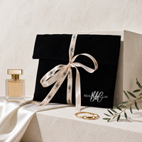 Pochette d'emballage haut de gamme en suède noir pour accessoires capillaires, avec impression de logo personnalisé, sac anti-poussière en velours pour vêtements