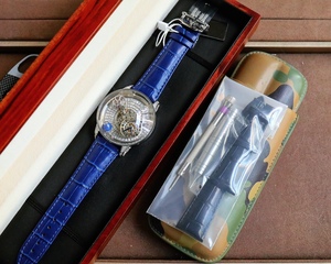 Reloj Astronómico Mecánico Deportivo y Ejecutivo con Detalles de Diamantes, Correa de Cuero y Caucho - Product Image 4