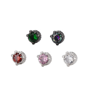 <b>Clip</b>-<b>on</b> <b>Earrings</b> Heart Shape Zinc Alloy Claw Setting Animal Zodiac Party Fashionable Unisex Mini <b>Earrings</b> - Product Image 3