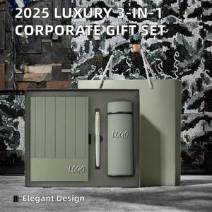 Set de Regalo Corporativo Exclusivo 2025, de Acero Inoxidable, Lujoso, Personalizado con Grabado, 3 en 1: Libreta, Bolígrafo y Termo - Product Image 2