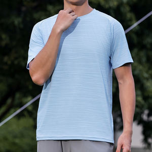 Camisa de compresión para hombre de tacto suave transpirable para recuperación y entrenamiento con control de olores - Product Image 1