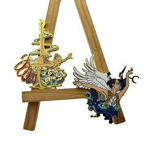 Supplier Customized Cute Anime Commemorative Metal Badge Brass for Lapel Pin with Plating Technique Collection Souvenir