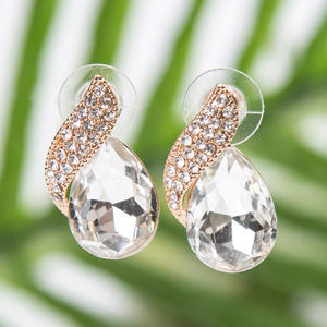 Farbenfrohe klassische Damen-Ohrringe aus Zinklegierung mit tropfenförmigen Kristall-Strasssteinen - Product Image 3