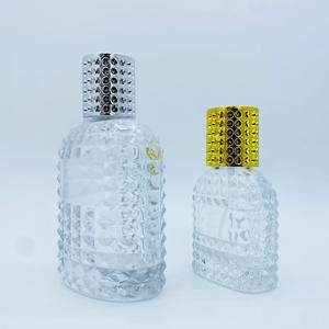 Flacon de parfum en verre gaufré de 30 ml avec bouchon en plastique, pots en verre rechargeables pour soins personnels - Product Image 5