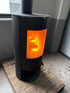 Poêle à <span class=keywords><strong>bois</strong></span> R1204A 12KW, design rond, 86% de rendement élevé, poêle à <span class=keywords><strong>bois</strong></span> pour chauffage intérieur - Product Image 4