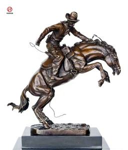 Oeuvre originale faite à la main de sculpture de trophée équestre jockey de <span class=keywords><strong>cheval</strong></span> de course en bronze - Product Image 4