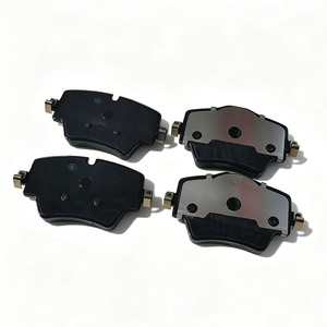 34106888777ชุดซ่อมผ้าเบรคหน้าแบบไม่มีเสียงรบกวนและฝุ่นต่ำสำหรับ X3 G01 X4 G02 G28 G20 3ชุด - Product Image 1