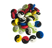 Amortisseurs de vibrations pour raquettes de tennis OEM, différents styles, en silicone souple, forme de dessin animé, antichocs
