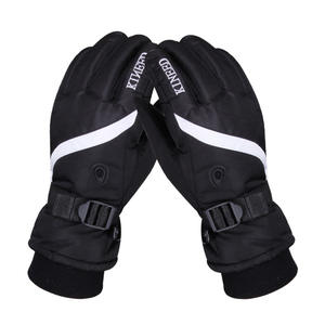 Guantes de esquí para hombre Qinyida, guantes de invierno cálidos e impermeables con forro polar para ciclismo y esquí de descenso, color negro. - Product Image 1