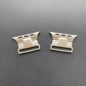 Connecteur de bracelet de montre en acier inoxydable pour <span class=keywords><strong>Apple</strong></span> <span class=keywords><strong>Watch</strong></span> Band 38 40 41 42 44 45 <span class=keywords><strong>49</strong></span> <span class=keywords><strong>Mm</strong></span> <span class=keywords><strong>Ultra</strong></span> 2 Se 9 8 7 6 5 Adaptateur Accessoires - Product Image 1